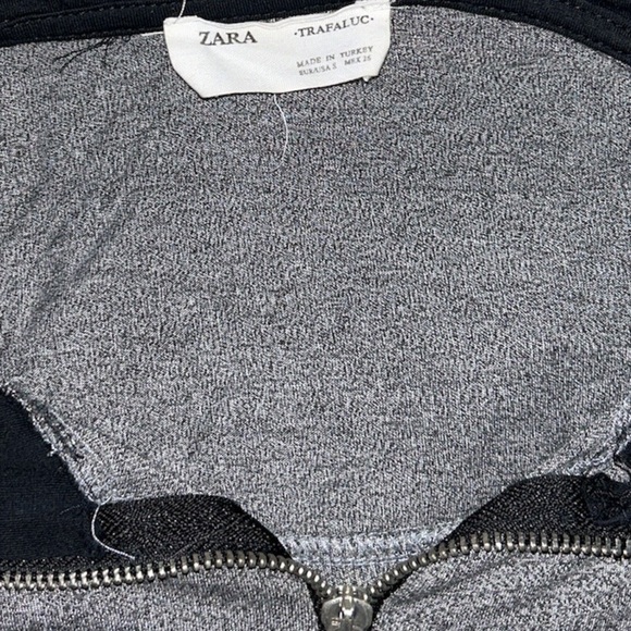 Zara Size Small Trafaluc Collection Gray Hooded Sweatshirt EUC - Picture 3 of 3